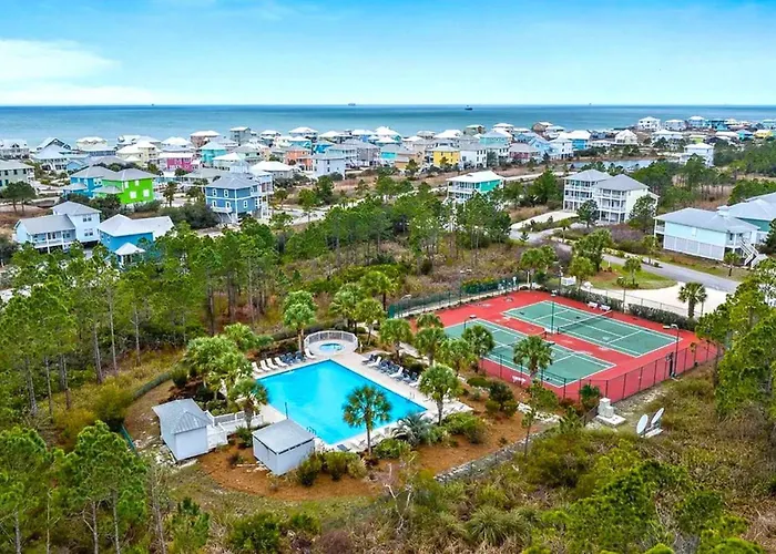 Holiday home House With Water Views Pools & Short Walk To Gulf Shores
