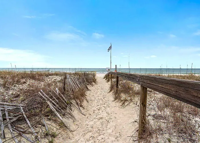 Holiday home House With Water Views Pools & Short Walk To Gulf Shores